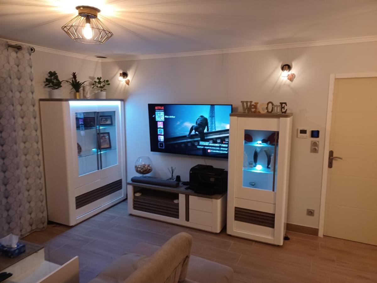 Chambre Privee/Climatisee+Tv /Petit Dejeuner Inclu/Tout Confort Nevers Luaran gambar
