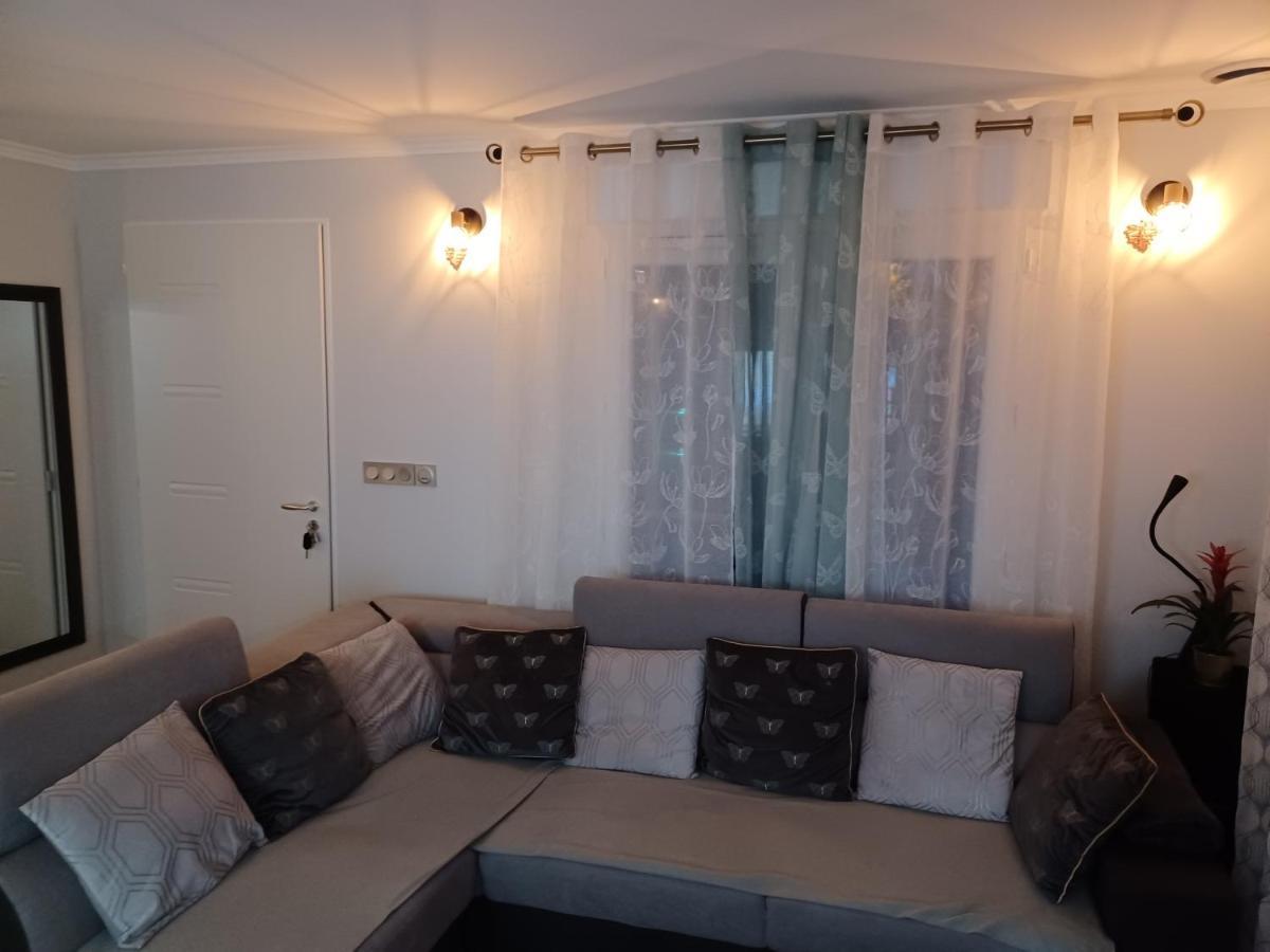 Chambre Privee/Climatisee+Tv /Petit Dejeuner Inclu/Tout Confort Nevers Luaran gambar