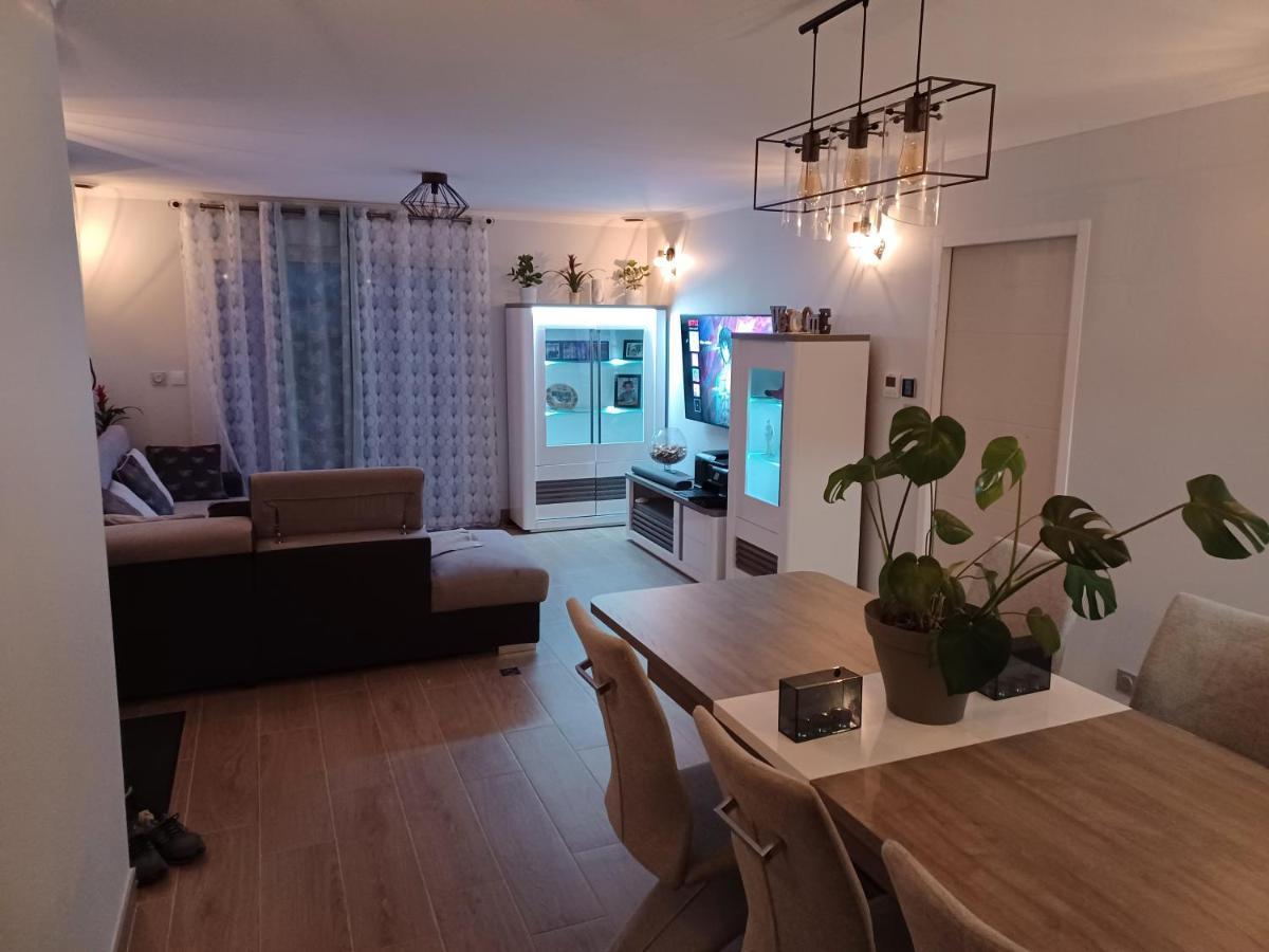 Chambre Privee/Climatisee+Tv /Petit Dejeuner Inclu/Tout Confort Nevers Luaran gambar